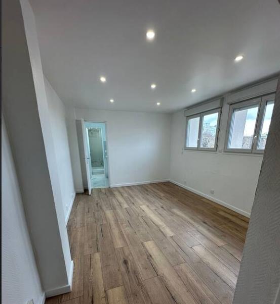 Studio - 28 m² - 1 pièce