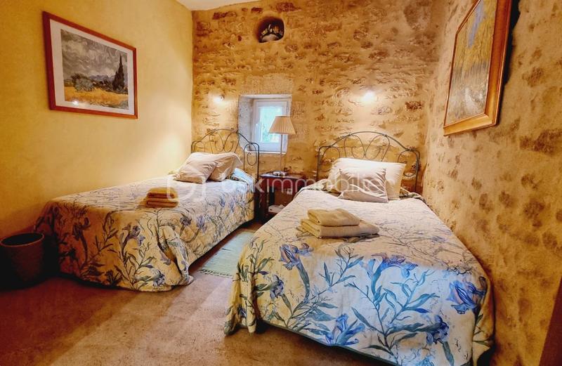 Maison de village - 190 m² - 7 pièces