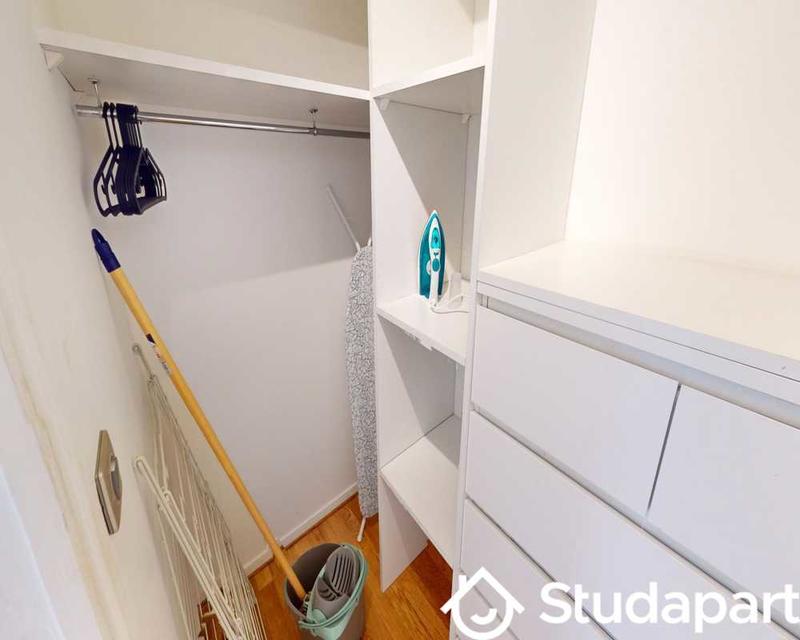 Chambre - 90 m² - 1 pièce