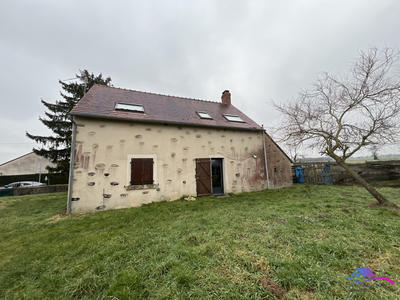 Maison - 90 m² - 4 pièces