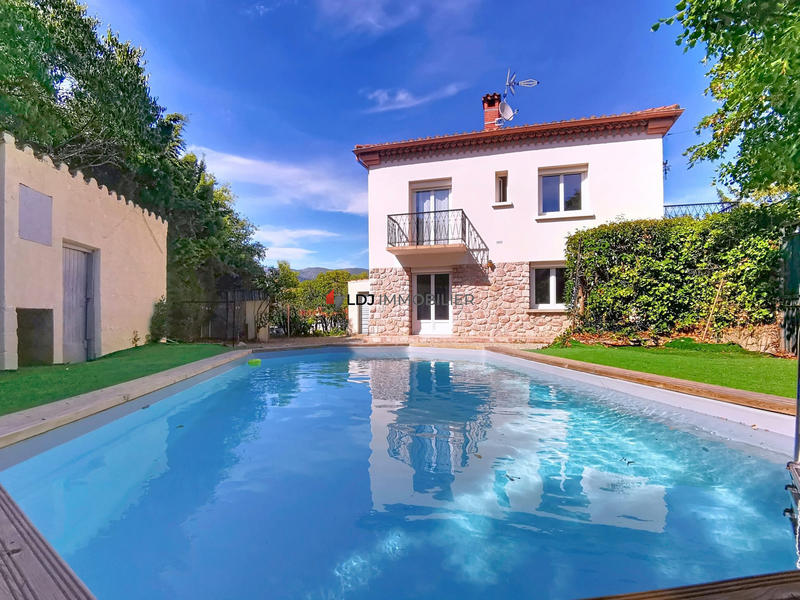 Maison - 157 m² - 6 pièces