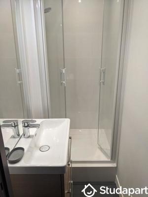 Chambre - 9 m² - 1 pièce