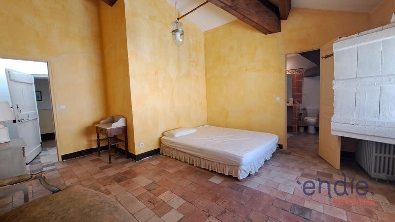 Maison - 500 m² - 10 pièces