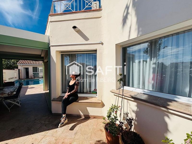 Maison - 280 m² - 5 pièces