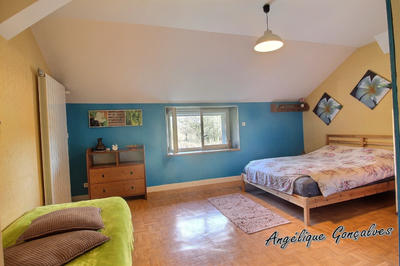 Maison - 200 m² - 10 pièces