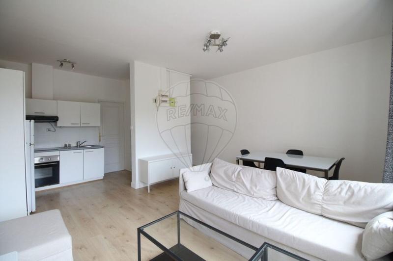 Immeuble - 110 m² - 3 pièces