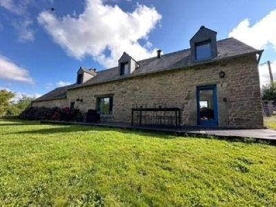 Maison en pierre - 116 m² - 7 pièces