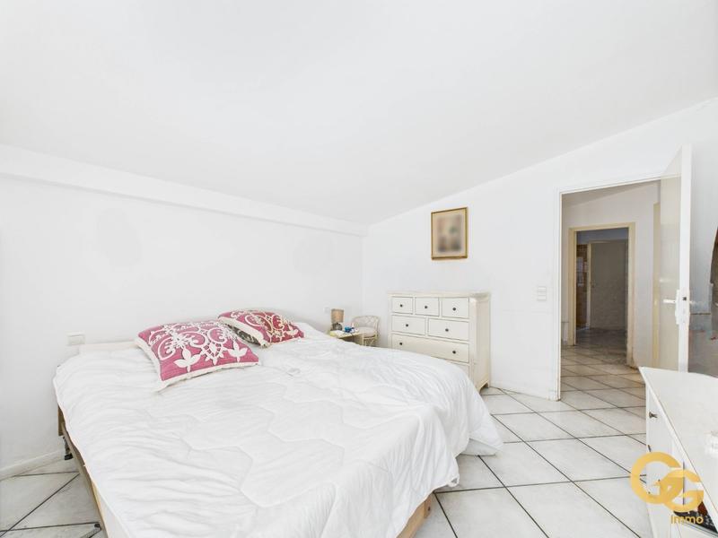 Maison - 170 m² - 5 pièces