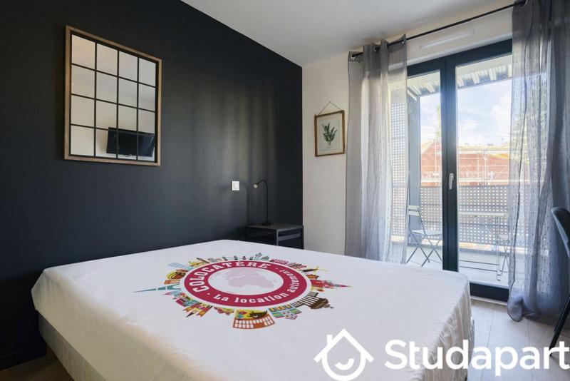 Chambre - 13 m² - 1 pièce