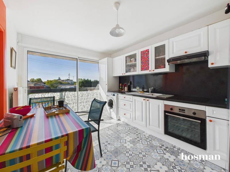 Appartement - 82 m² - 4 pièces