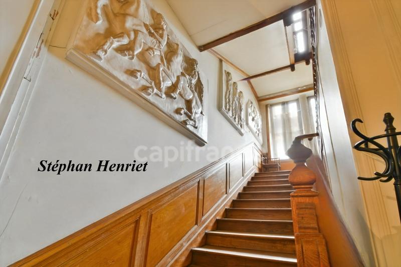 Maison de maîtres - 388 m² - 9 pièces