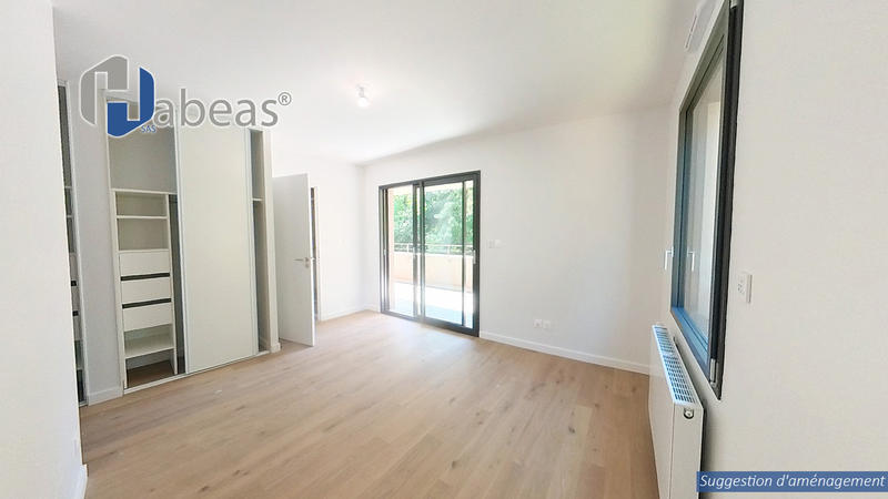 Appartement - 103 m² - 4 pièces