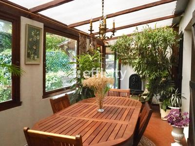 Maison - 152 m² - 7 pièces