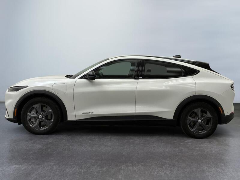 Ford Mustang Mach-E Standard Range 76 kWh 269 ch