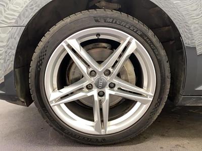 Audi A4 V6 3.0 Tdi 218 s tronic 7 Quattro s line