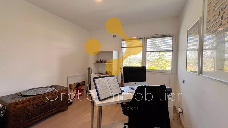 Appartement - 103 m² - 4 pièces