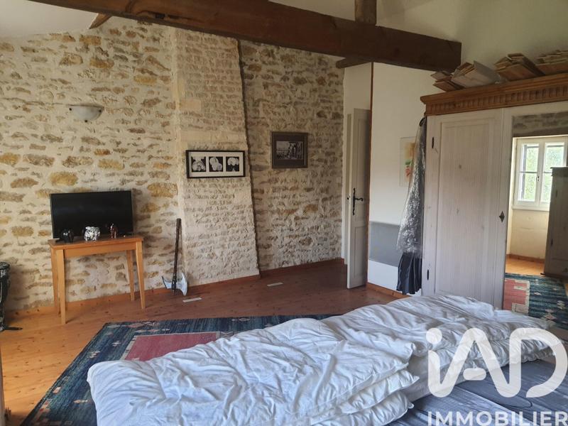 Maison - 202 m² - 6 pièces