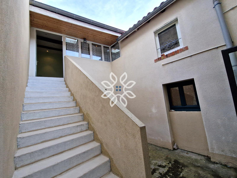 Maison - 172 m² - 6 pièces