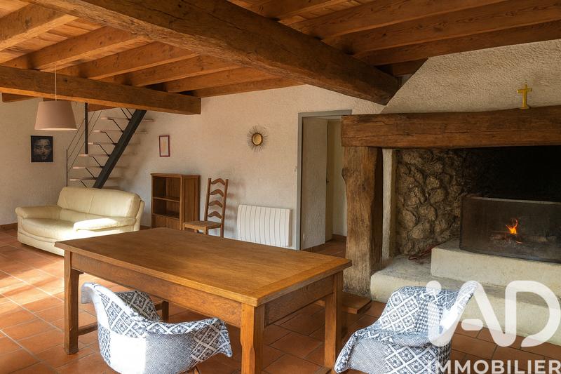 Maison - 206 m² - 7 pièces