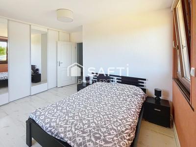 Appartement - 125 m² - 5 pièces