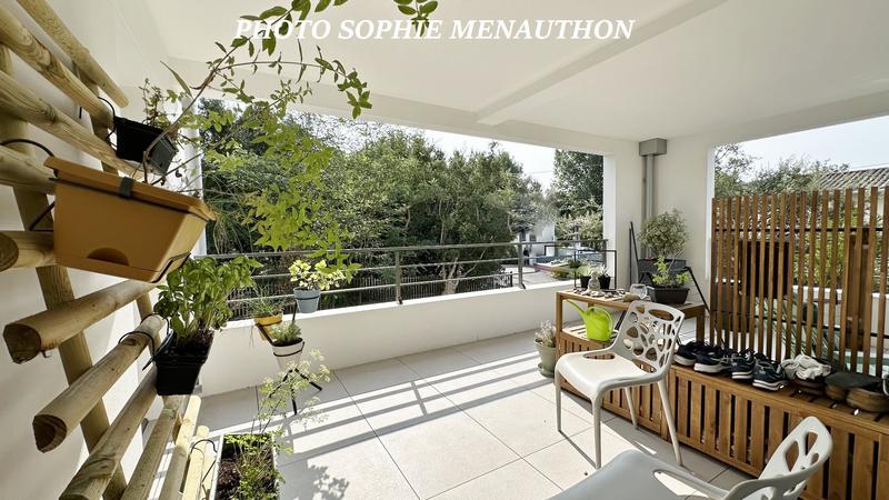 Appartement sur toit - 92 m² - 4 pièces