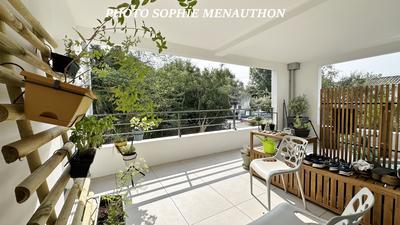 Appartement sur toit - 92 m² - 4 pièces