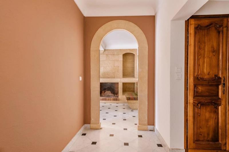 Maison - 195 m² - 8 pièces