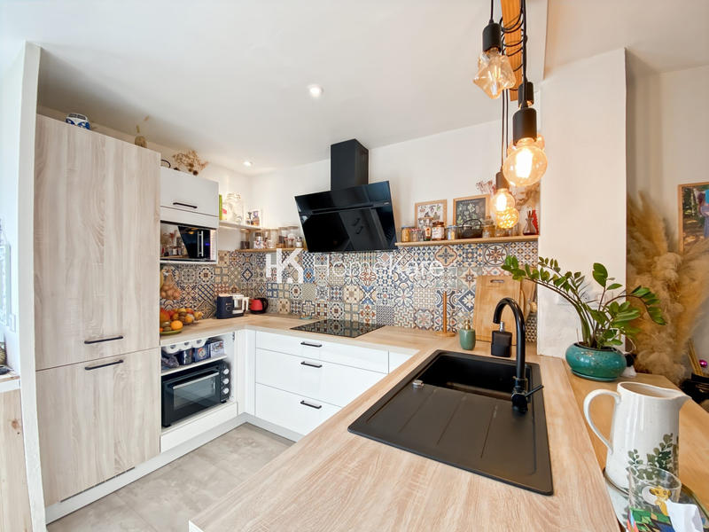 Maison - 64 m² - 4 pièces