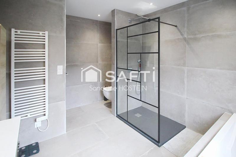 Maison - 96 m² - 5 pièces