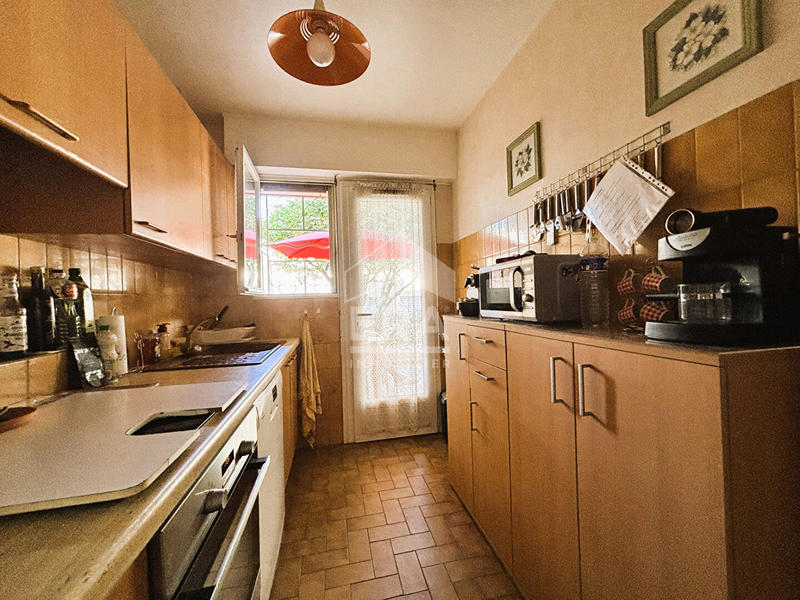 Appartement - 102 m² - 5 pièces