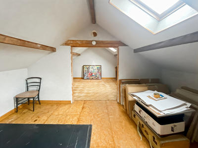 Maison - 202 m² - 6 pièces