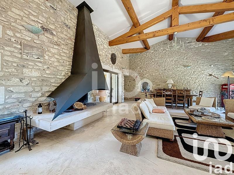 Maison - 355 m² - 6 pièces