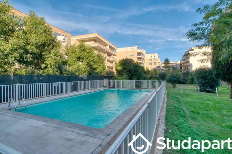 Appartement - 60 m² - 2 pièces