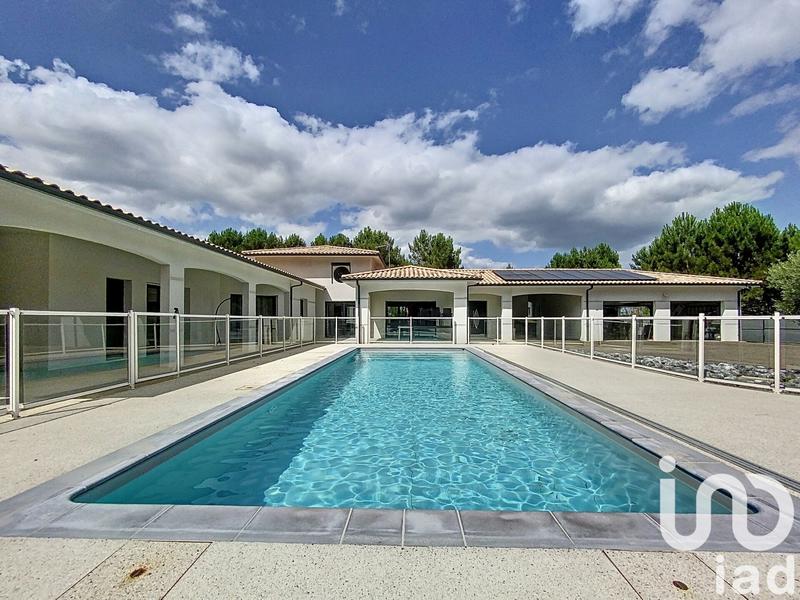 Maison de maîtres - 236 m² - 10 pièces