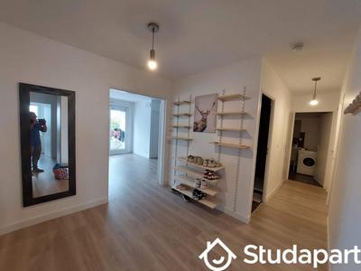 Chambre - 11 m² - 1 pièce