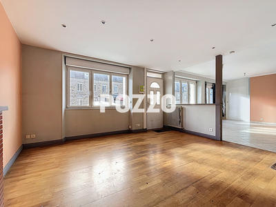 Maison - 600 m² - 6 pièces