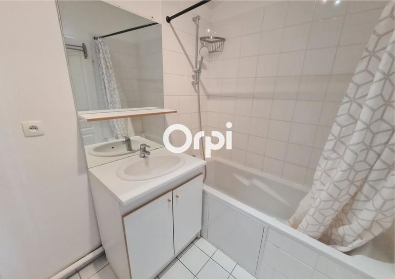 Studio - 24 m² - 1 pièce