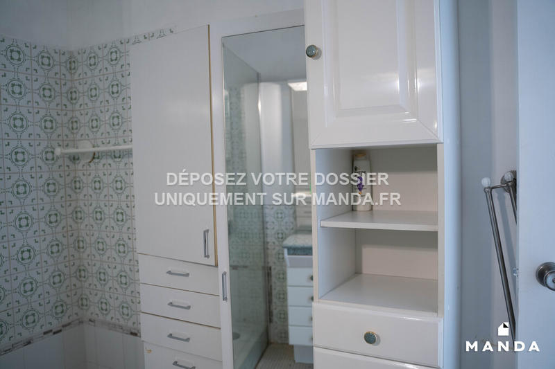 Chambre - 10 m² - 4 pièces