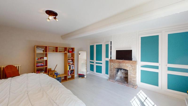 Corps de ferme - 150 m² - 5 pièces