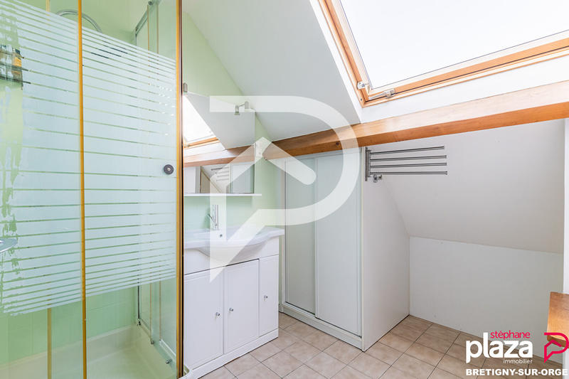 Maison - 188 m² - 9 pièces