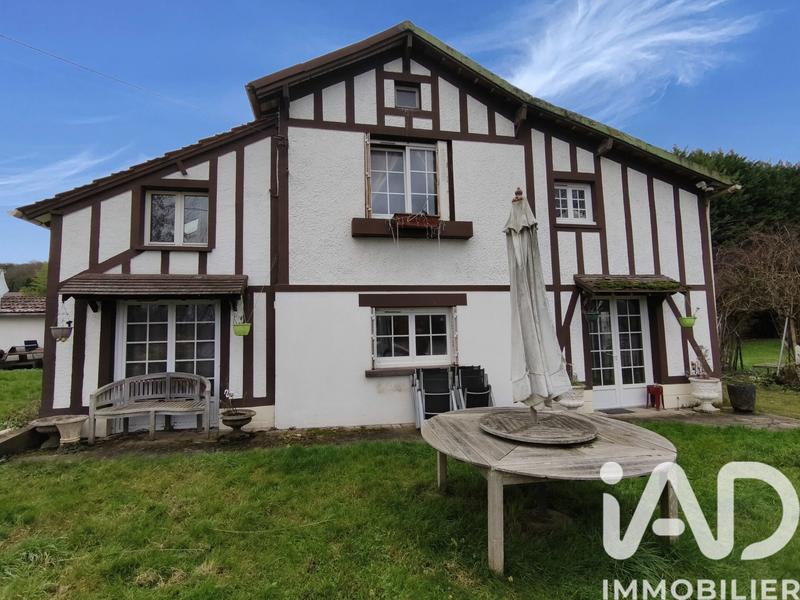 Maison - 90 m² - 5 pièces