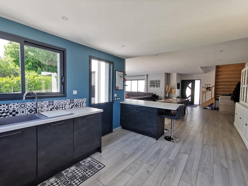 Maison - 171 m² - 7 pièces