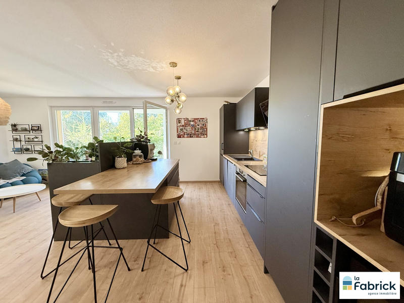 Appartement - 88 m² - 4 pièces