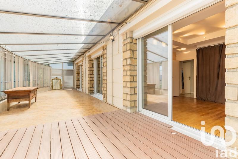 Maison - 180 m² - 7 pièces