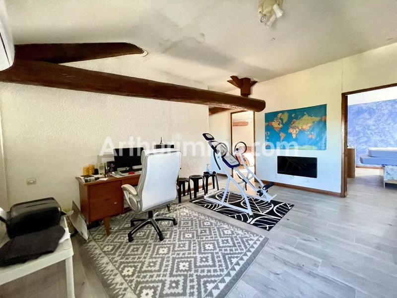 Maison - 130 m² - 4 pièces