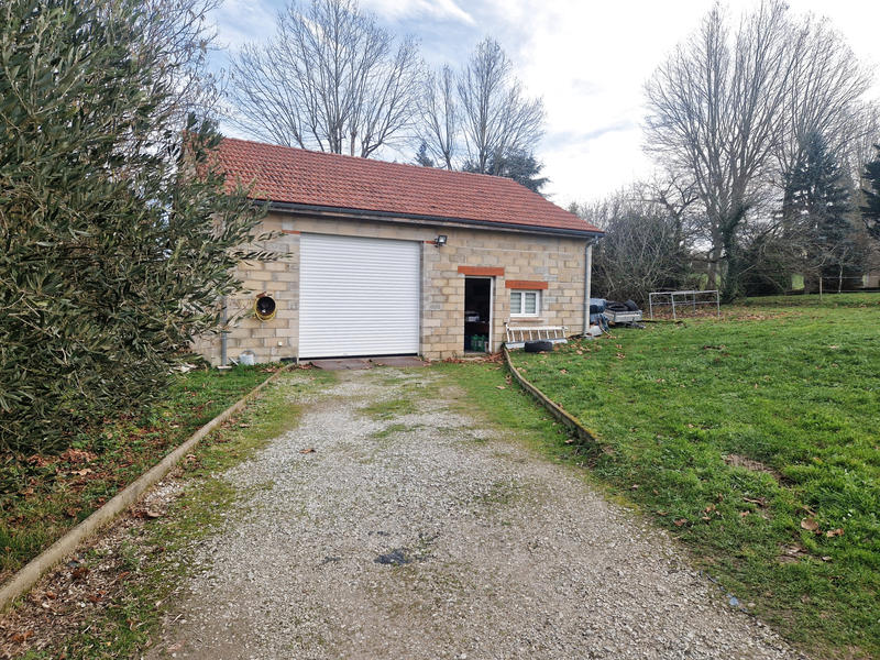 Maison - 223 m² - 7 pièces
