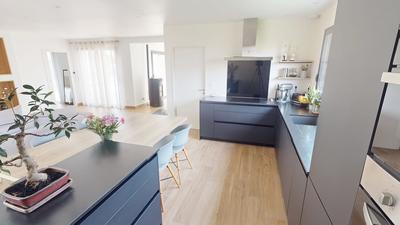 Maison - 138 m² - 6 pièces