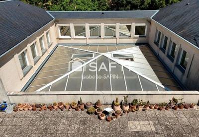 Maison - 522 m² - 8 pièces