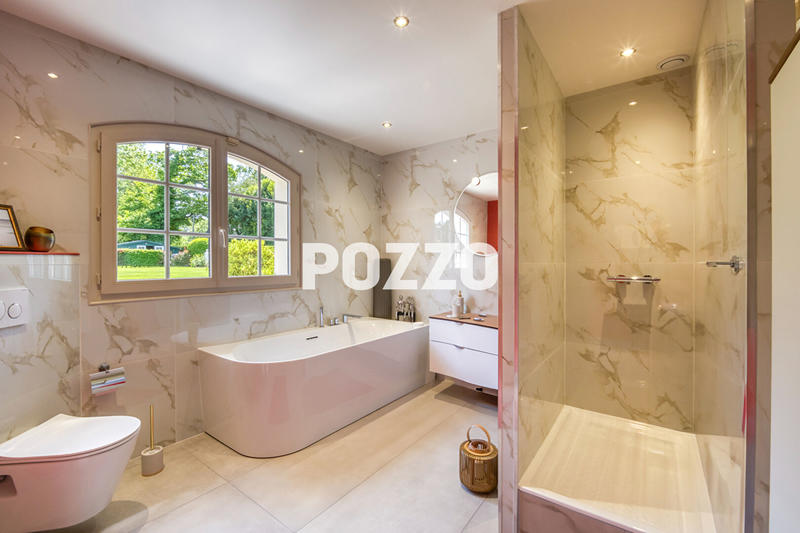 Maison - 157 m² - 6 pièces