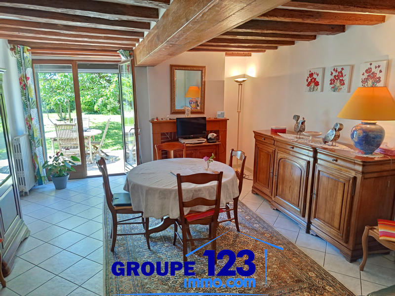 Maison - 102 m² - 4 pièces